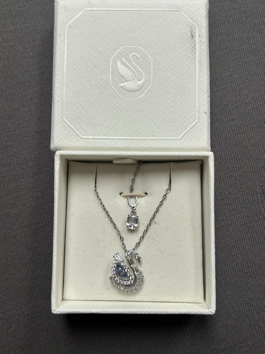 Swarovski Catenine: SWAROVSKI Swan Halskette – Usato da Münsingen venduto da wal_ts72 1