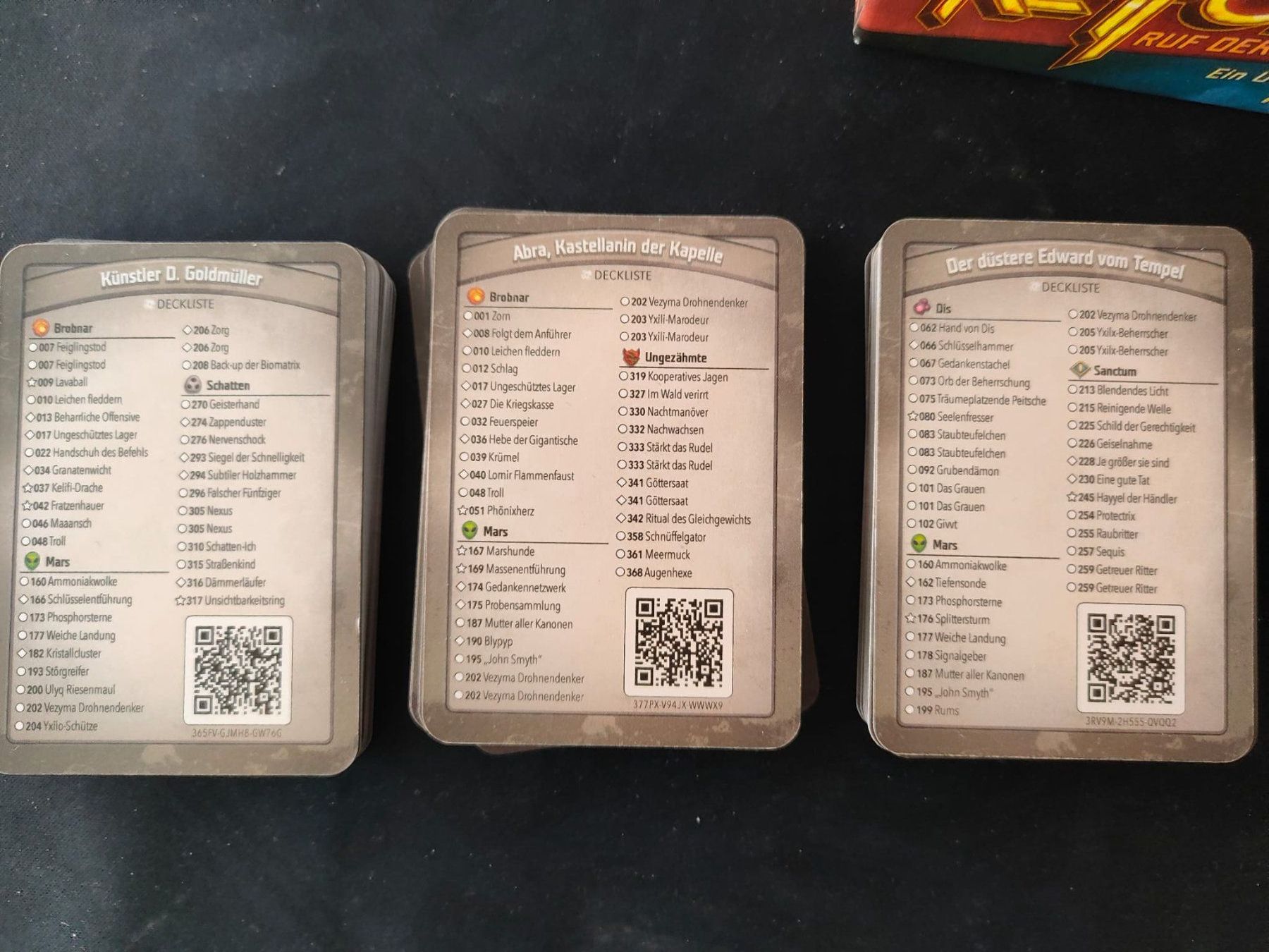 Spiele: Keyforge Basisspiel mit 9 zusätzlichen Decks – Gebraucht aus Olten von Bosko2k 1