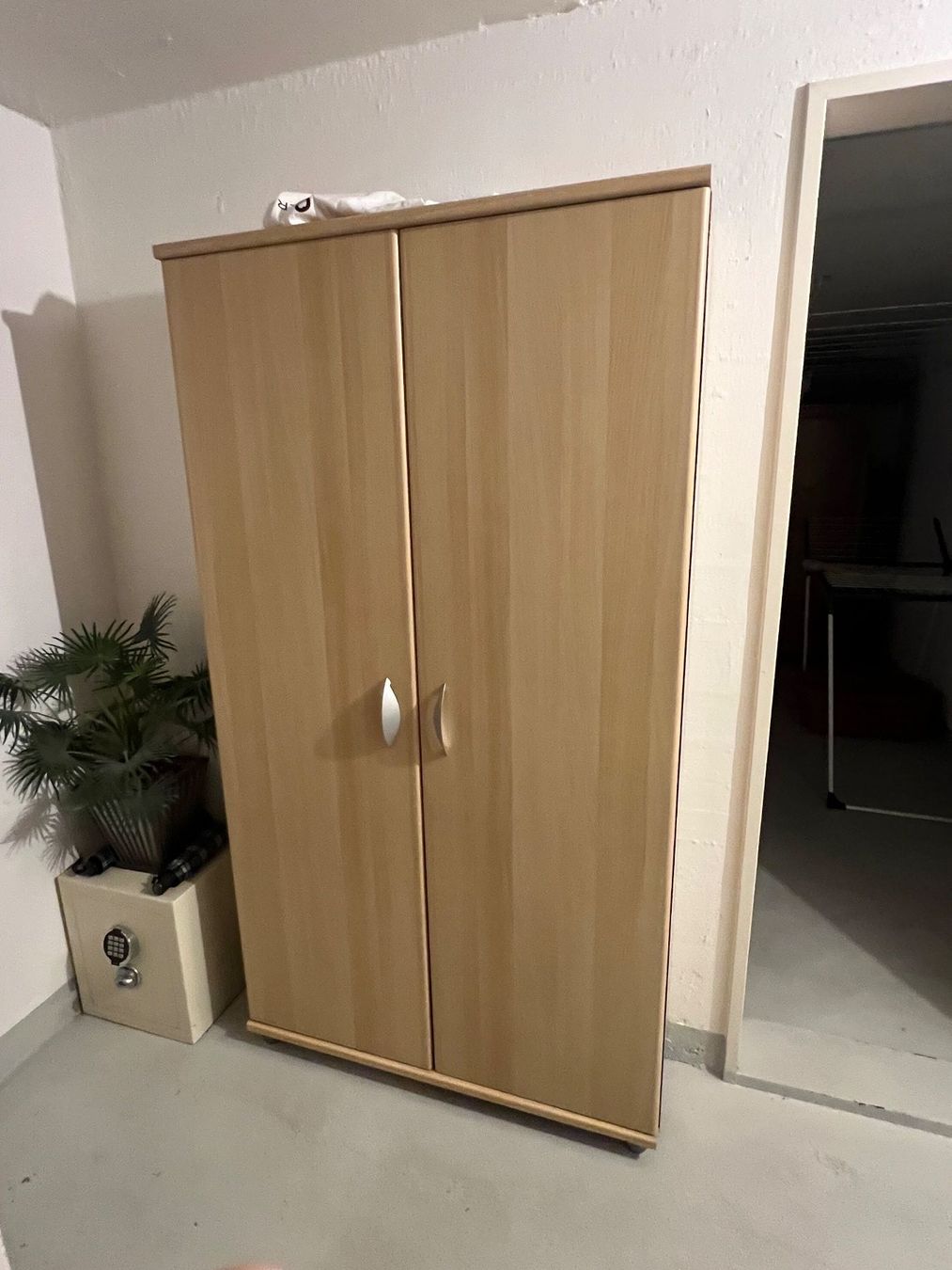 Armoires: Schuhschrank – D'occasion à Thalwil par andrebrem