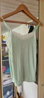Mintfarbenes Top mit Spitze, Grösse XS - UP2 Fashion
