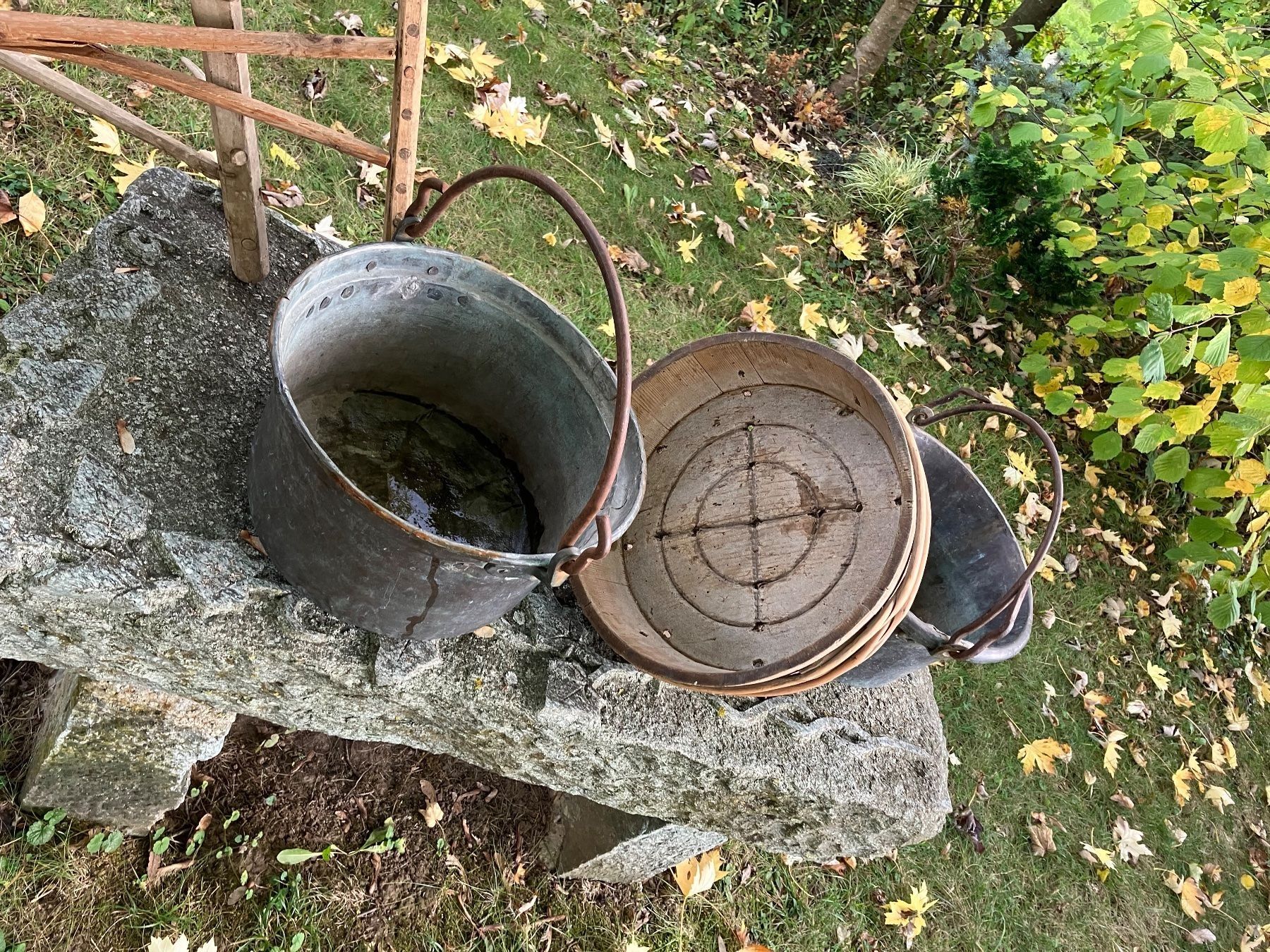 Tutte le decorazioni: 2 Kupfer-Kessel antik Messing – Usato da Zürich venduto da ylluw50