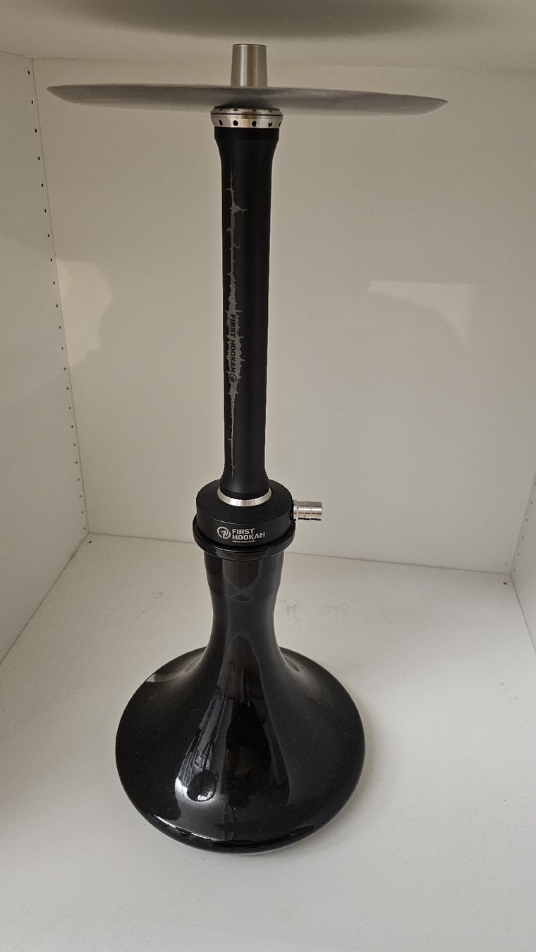 Wasserpfeifen: First Hookah Core Schwarz – Gebraucht aus Eriz von MarcoRohrbach