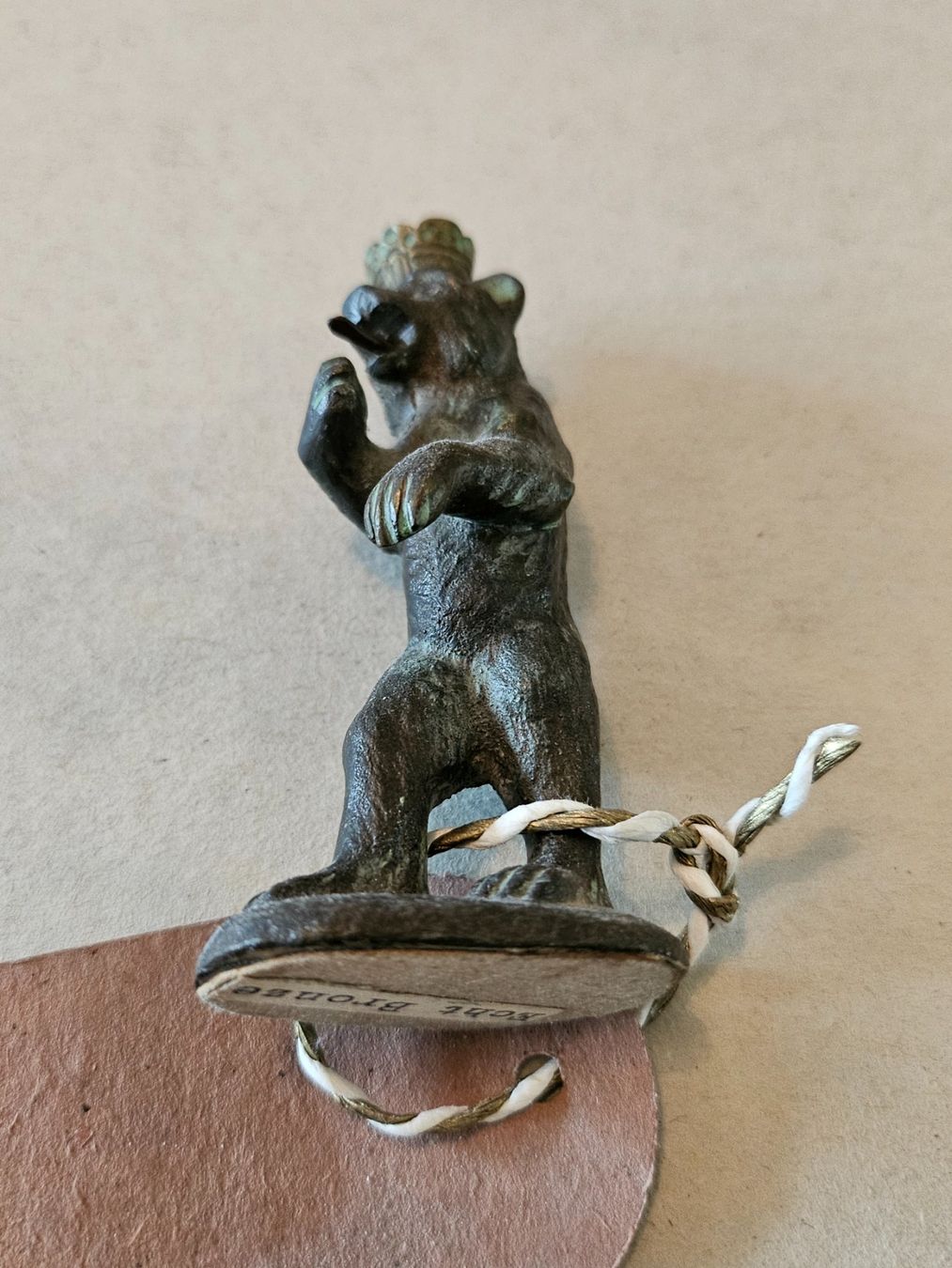 Sculture & Statue: BÄR MIT KRONE BRONZE – Usato da Locarno venduto da ICARO8 1