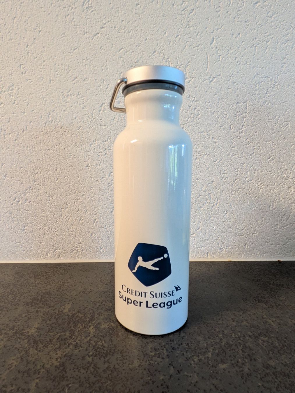 Sigg Borracce & Thermos: Sigg Trinkflasche - Super League – Usato da Rubigen venduto da b2bss