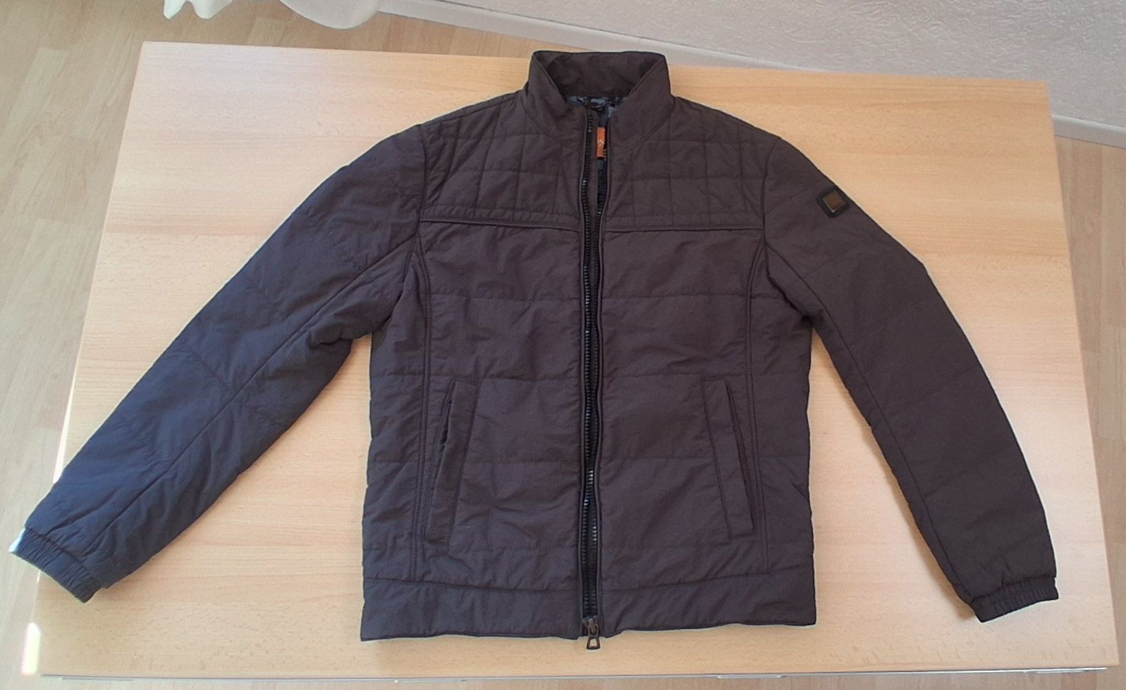 Hugo Boss Giacche: Herrenjacke Hugo Boss – Usato da Gretzenbach venduto da joa_bc77 2
