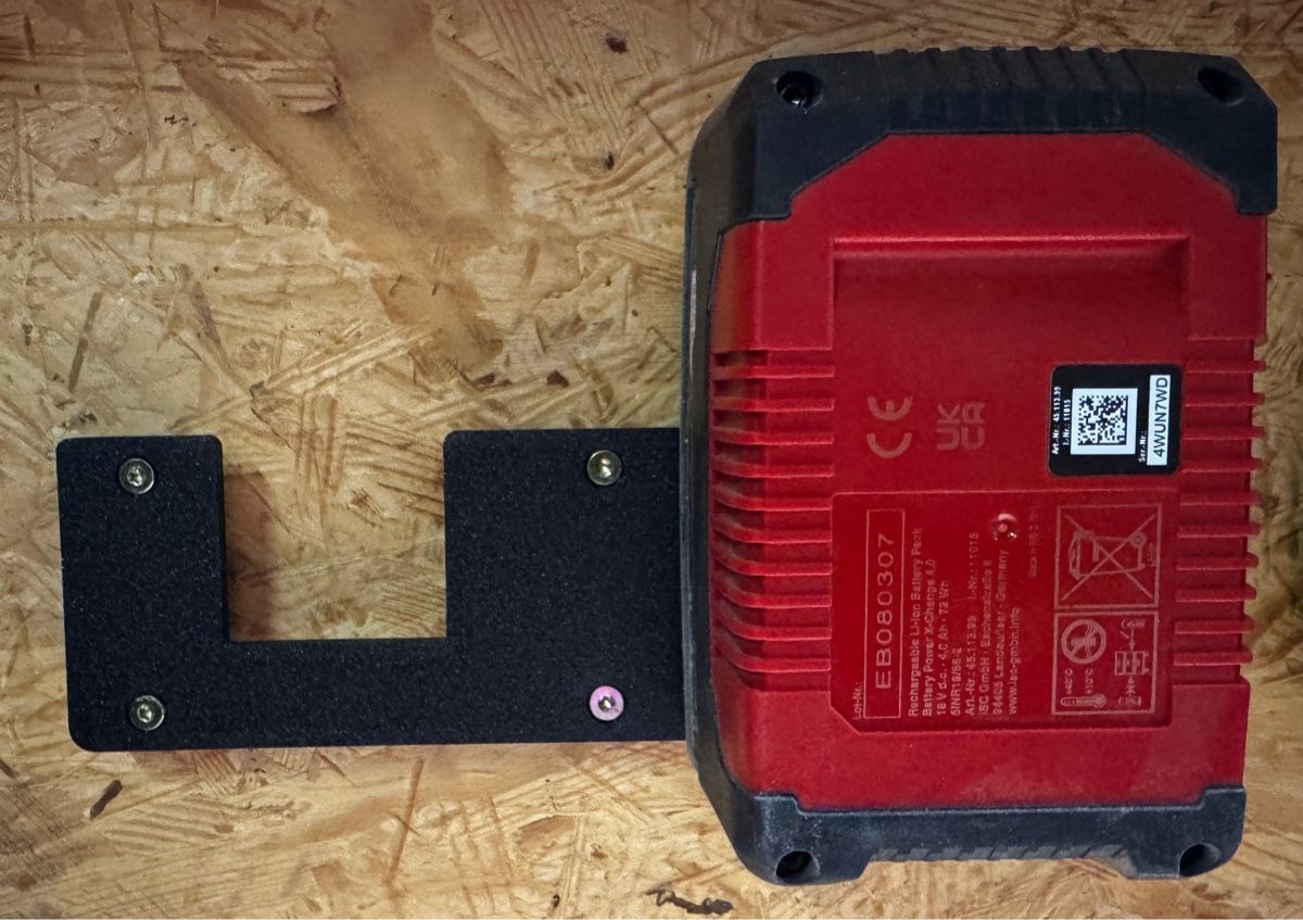 Supporti a parete: Wandhalterung für Einhell Akku – Nuovo e nell'imballaggio originale da Uetliburg SG venduto da Pixel_Forge 1