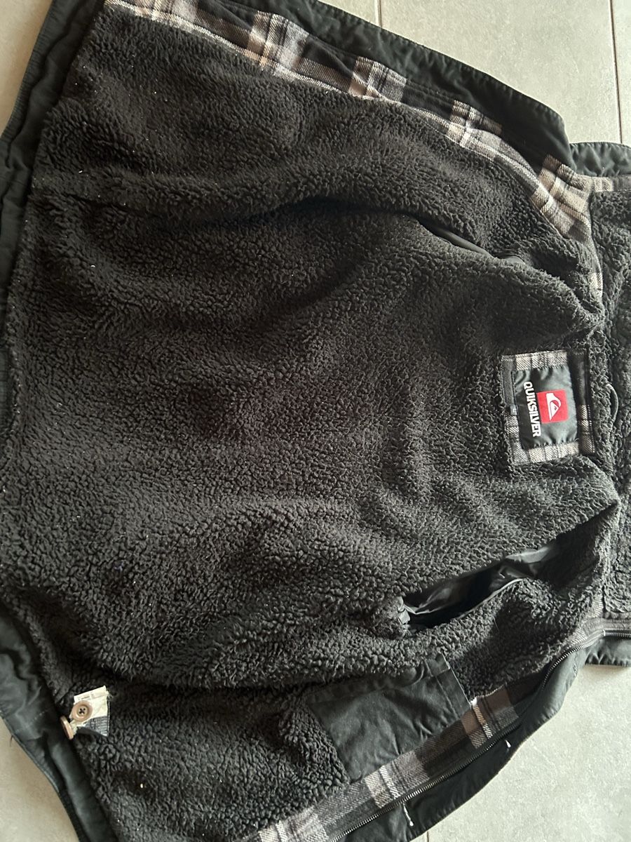 Quiksilver Jacken: Veste taille L – Gebraucht aus Couvet von ori_8sbk 2