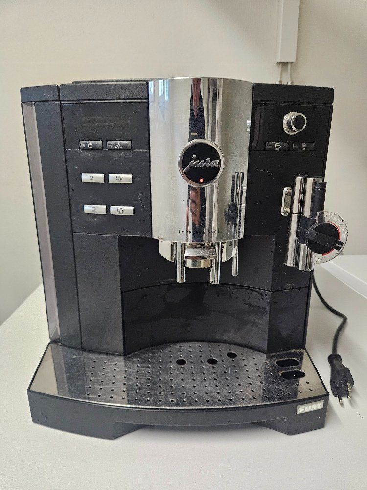 Jura Macchine per caffè & Macchine per espresso: Jura S901 OT – Usato da Zürich venduto da mimi_zh