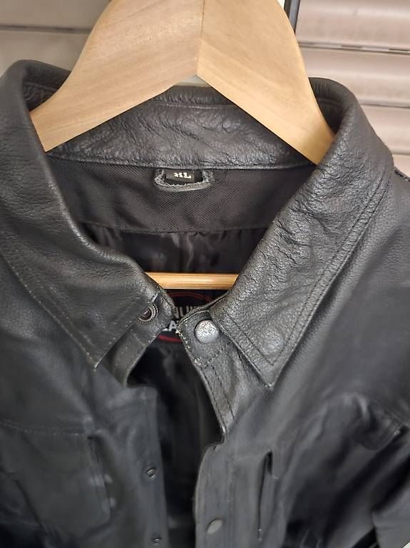 Giacche: Veste en cuir  – Usato da Grand-Lancy venduto da nor_ltq8 4