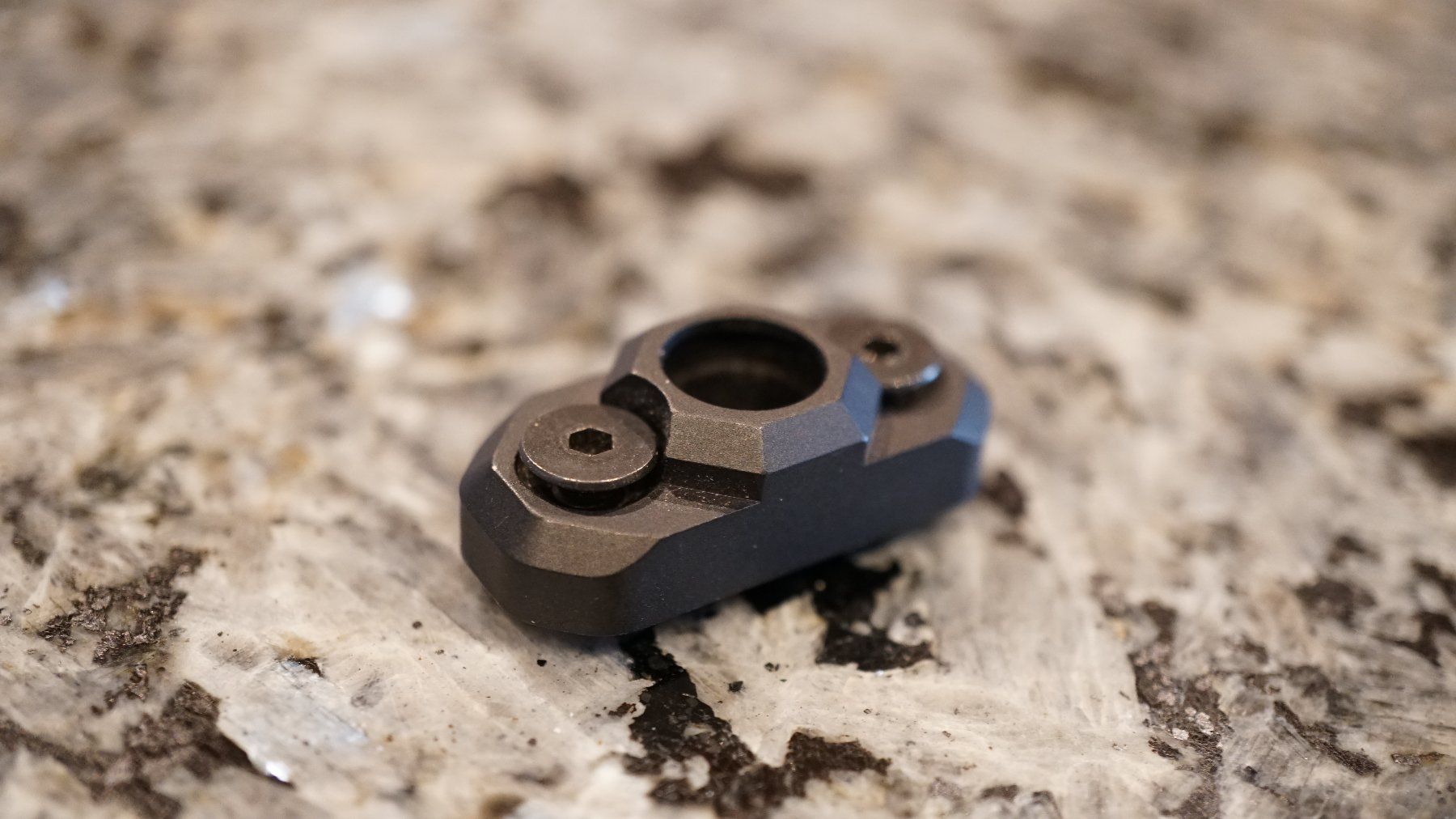 Tastiere: Leapers UTG PRO Low Profile QD Port "KeyMod" - Black – Nuovo (secondo la descrizione) da Flawil venduto da hallyi 2