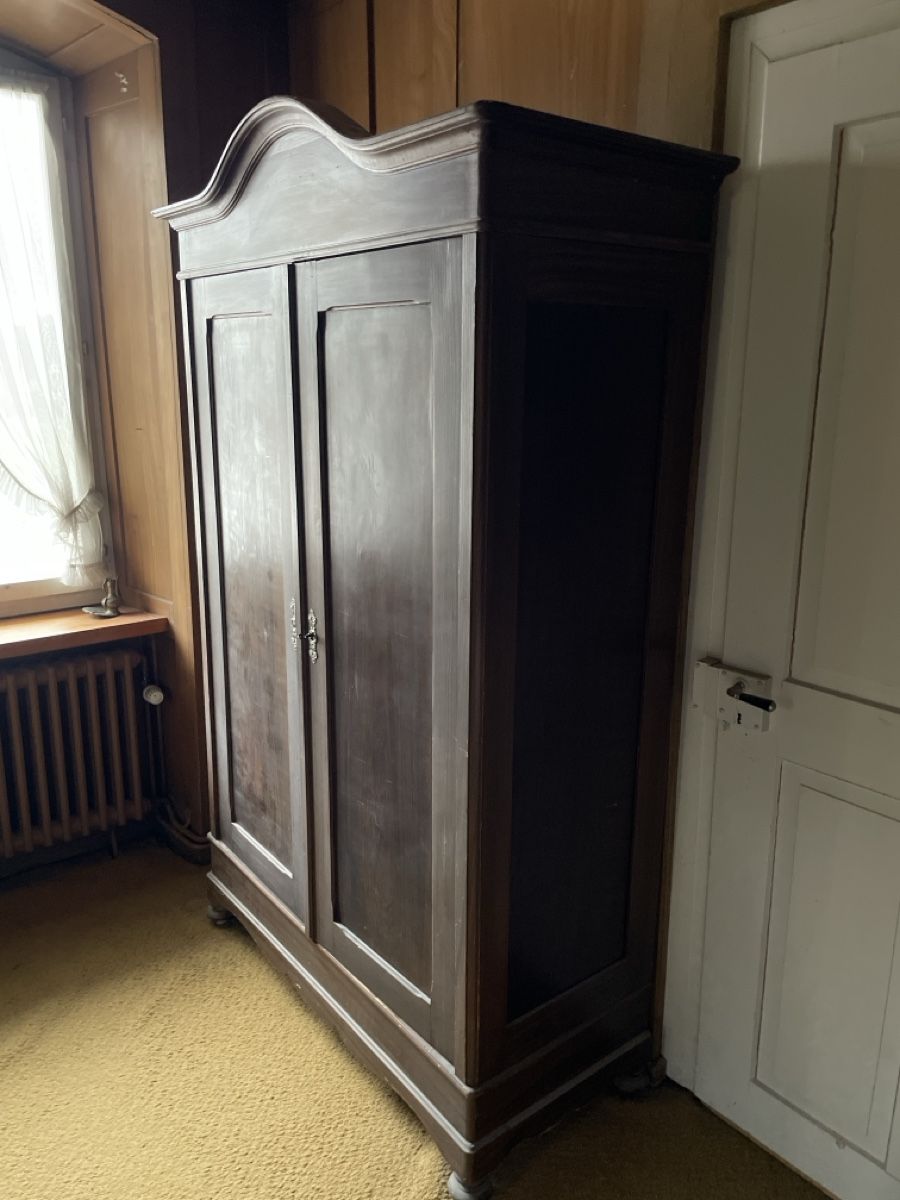 Kommoden: Holzschrank – Gebraucht aus Zürich von spaceally 2