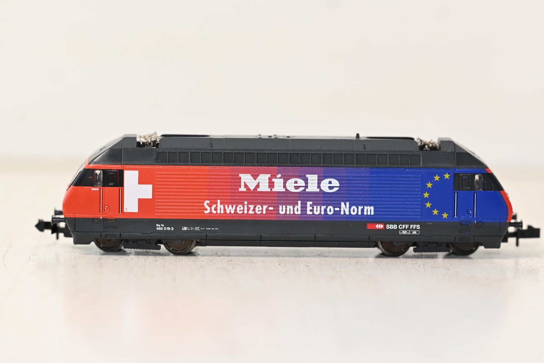 Trix Modellini di ferrovie: Re 460 Miele Trix Spur N mit OVP – Usato da Laupen ZH venduto da Zmoewe