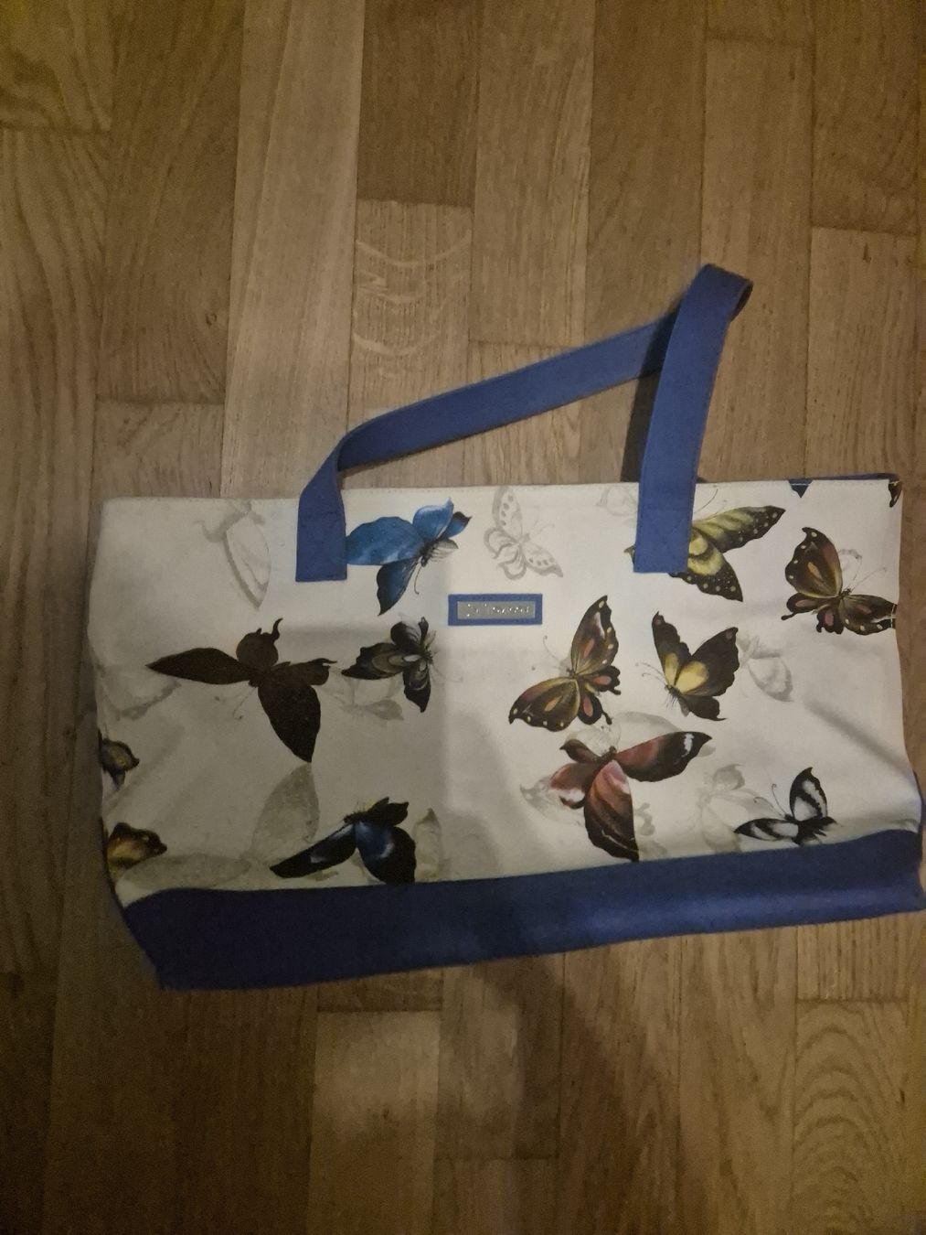 Borse da donna: Butterfly Bag – Usato da Basel venduto da and_zvv7 2