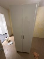 Kleiderschrank weiss 2-türig 190x70x32 cm guter Zustand