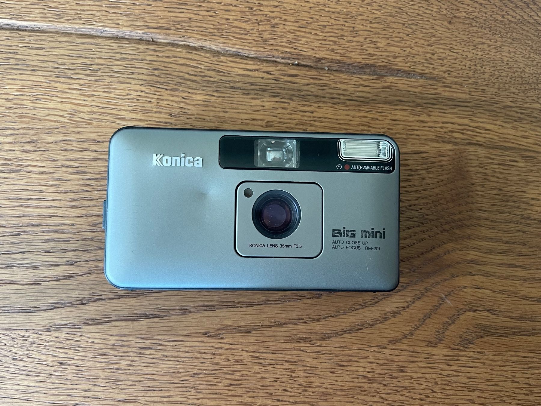 Konica Big Mini BM-201 Point & Shoot Kamera - defekt