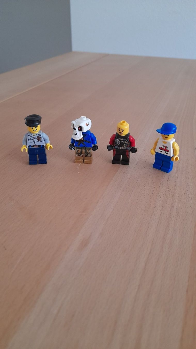 Lego Giocattoli: Lego Minifiguren – Nuovo (secondo la descrizione) da Oftringen venduto da Kasimir2007