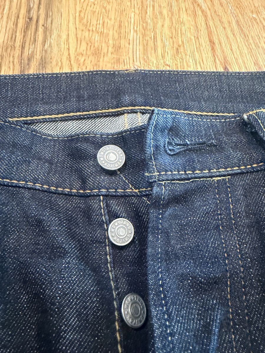 Jeans: Momotaro RAW Denim – Usato da Niederteufen venduto da Tommazzo 1