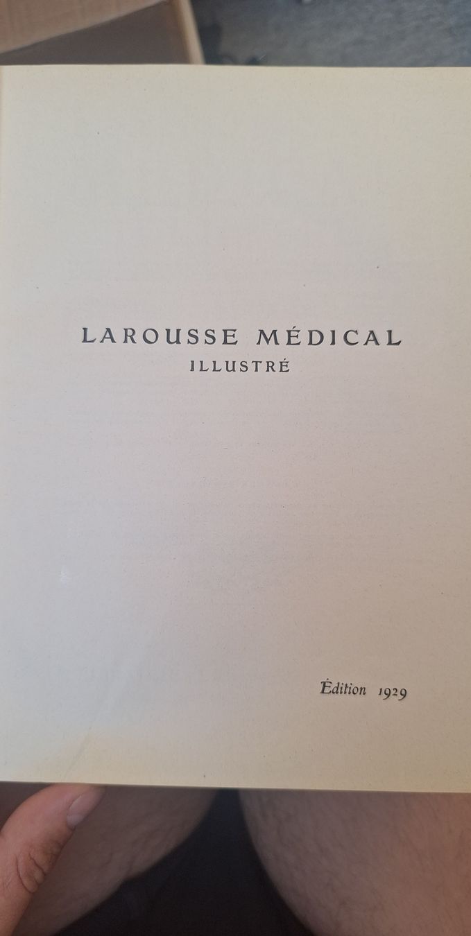 Libri: Larousse Médical Illustré, Édition 1929 – Usato da Tannay venduto da v1n1p00h