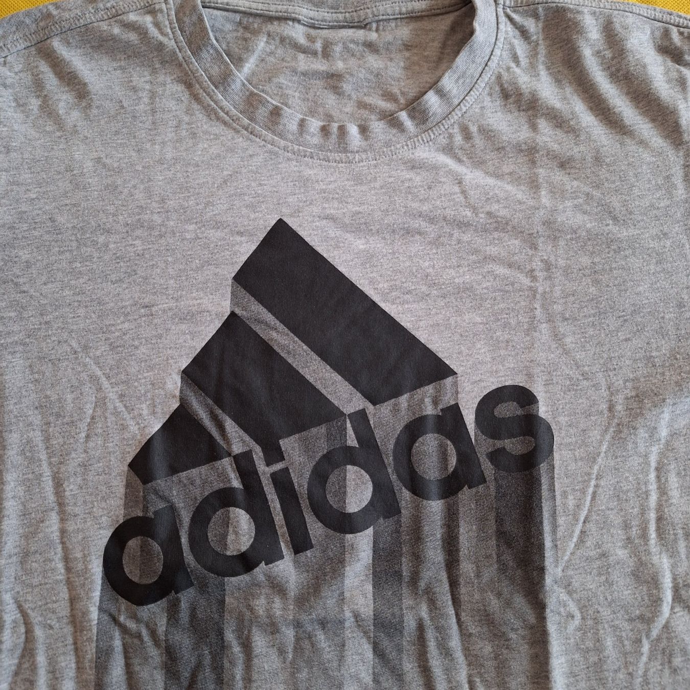Adidas T-Shirts: Adidas T-Shirt Grau, Grösse M – Neu (gemäss Beschreibung) aus Hettenschwil von Schneuggi2 4
