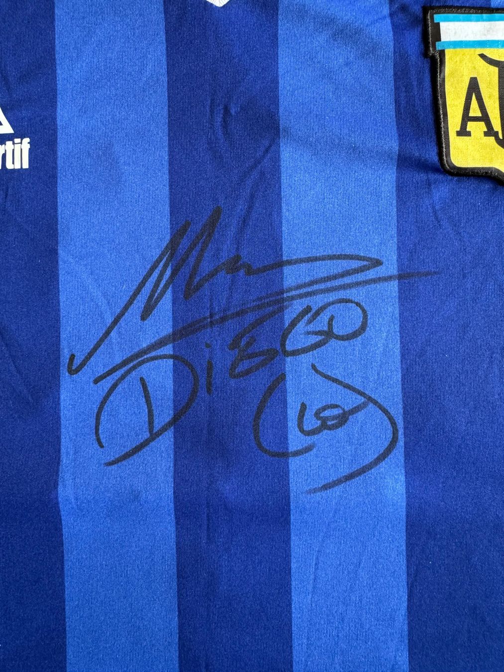 Autografi: Diego Maradona - Signed Argentina shirt – Nuovo e nell'imballaggio originale da Arzier-Le Muids venduto da sim_lp7v 1
