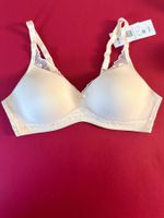TRIUMPH, Bügelloser BH AMOURETTE CHARM, Gr. 90B, Crèmeweiss