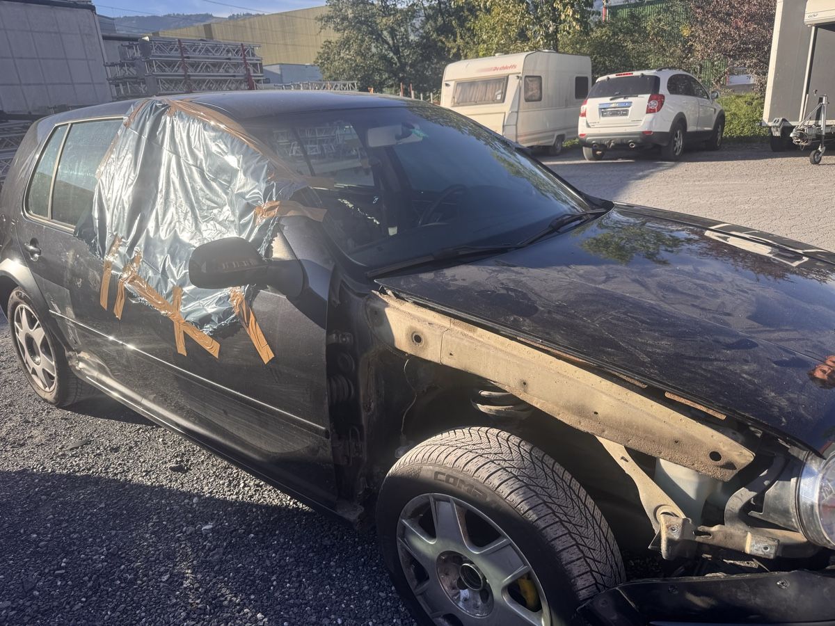 Automobili: Golf 4 1.8  – Usato da Berneck venduto da mik_97nb