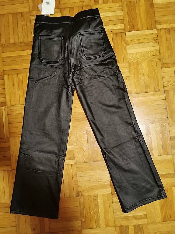 Pantaloni: Warme Hose in Lederoptik – Usato da Neuhausen venduto da NatWag 1