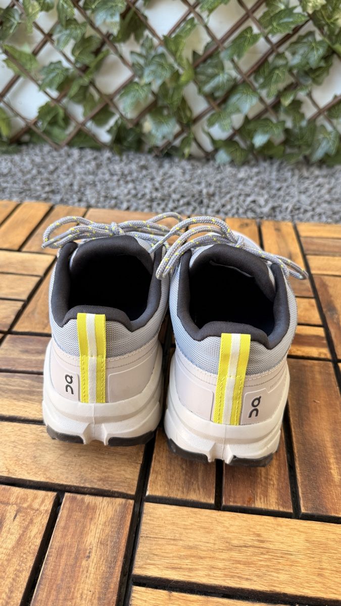 On Damenschuhe: On Cloudrock Low Waterproof Gr. 39 – Neu (gemäss Beschreibung) aus Auw von lili_jos 2
