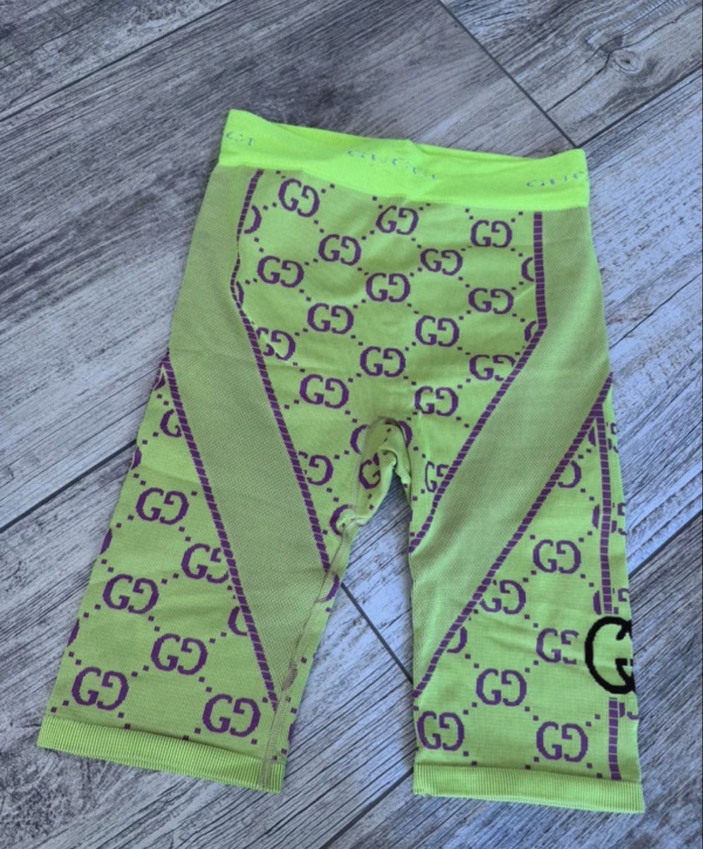 Gucci Hosen: Gucci shorts – Neu (gemäss Beschreibung) aus Melide von Nikola-123