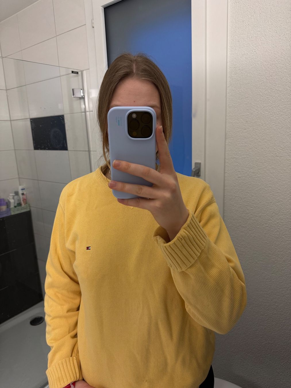 Tommy Hilfiger Pullover & Sweatshirts: Tommy Hilfiger Pulli, gelb, Top Zustand, Grösse L – Gebraucht aus Unterägeri von ann_x8pf