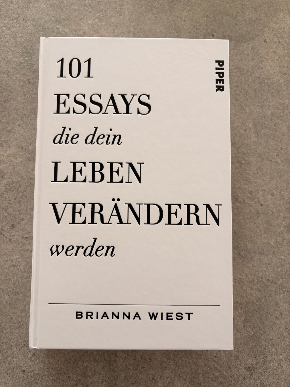 Libri: 101 Essays, die dein Leben verändern – Nuovo (secondo la descrizione) da Wil SG venduto da adi9k