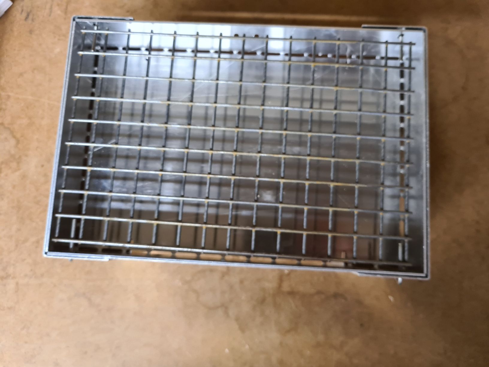 Griglie: Tragbarer Grill – Usato da Waldkirch venduto da Hypertenuse 4