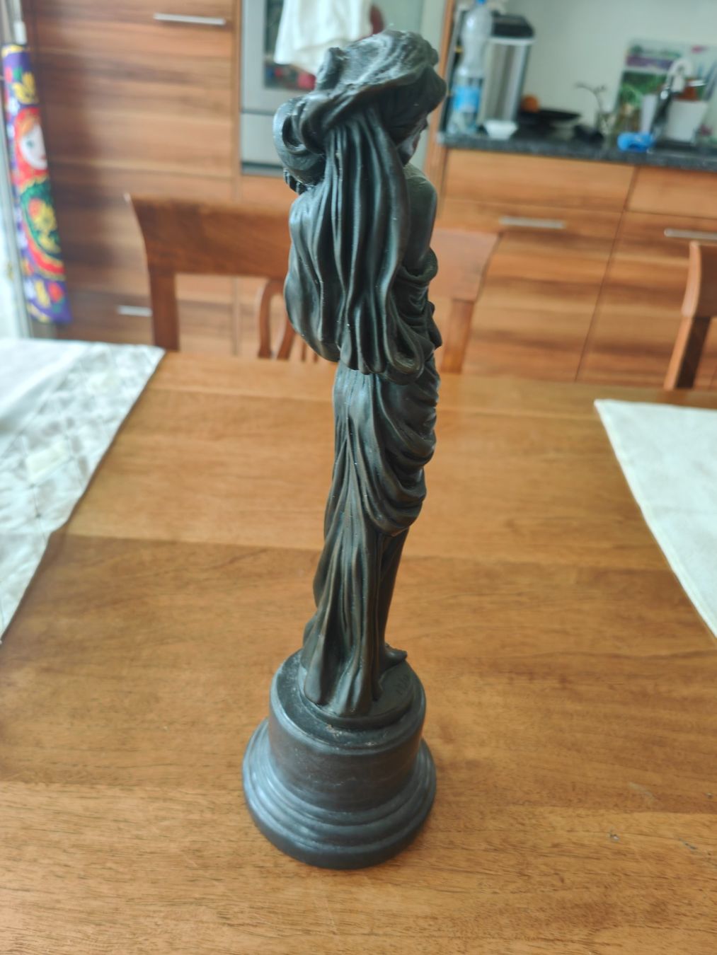 Sculture & Statue: Bronzefigur "Mädchen mit Krug" signiert Milo – Nuovo (secondo la descrizione) da Flumenthal venduto da mar_wyw8 6