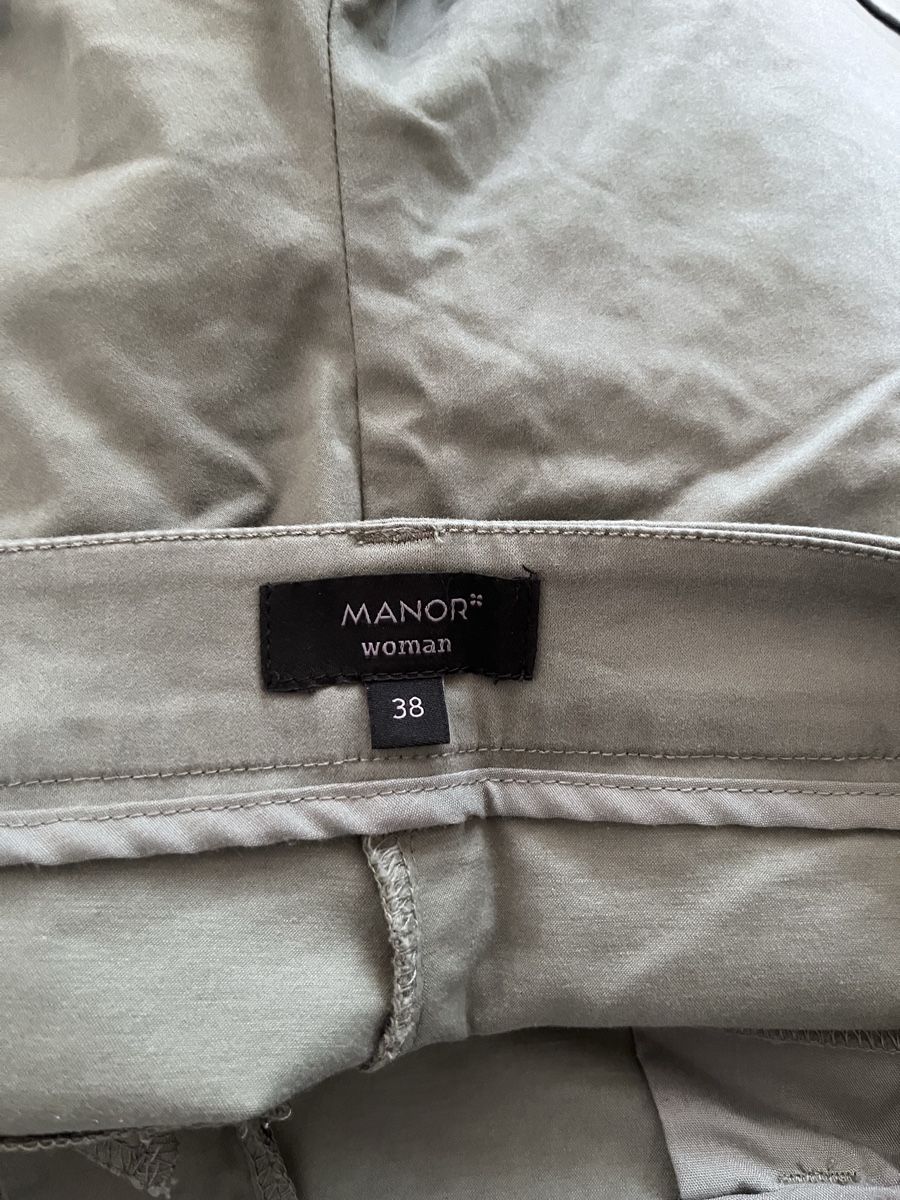 Manor Pantaloni: Manor kurze Hose GR 38 gut erhalten – Usato da Baden venduto da Didi_sunshine 2