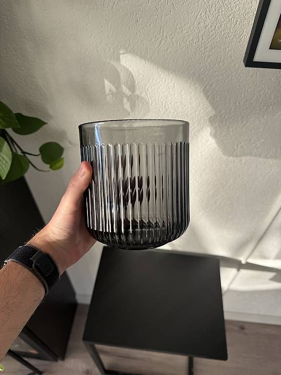 Vase & Récipients: Vase transparent – D'occasion à Vevey par diogodasilva_ 1