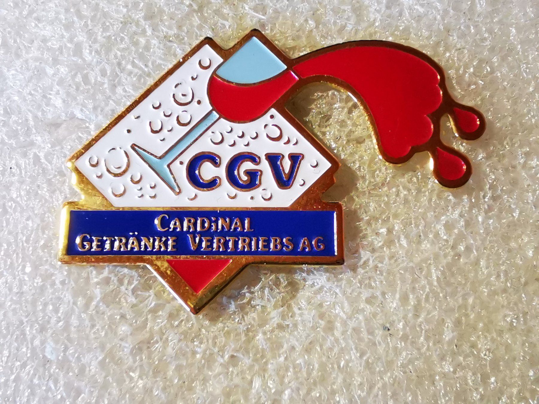 Placchette & Badge: Ansteckpin 165: Cardinal Getränke Vertriebs AG – Usato da Oppligen venduto da Pin-Fall-Shop
