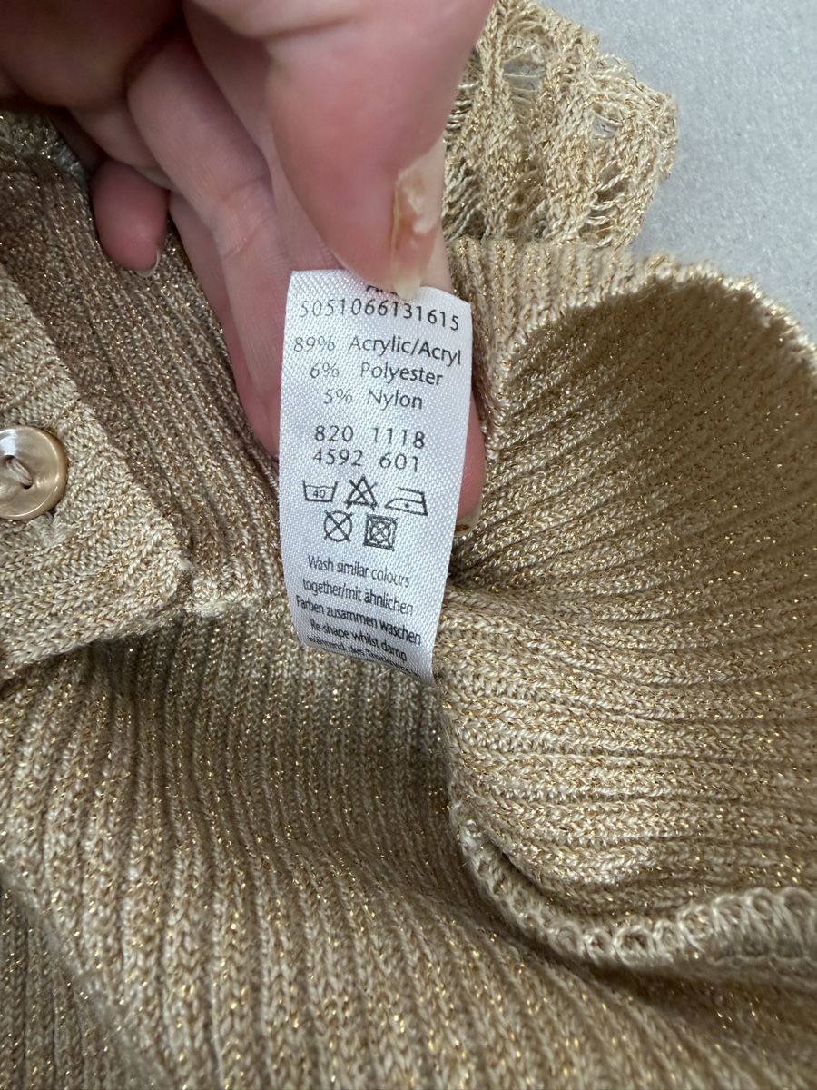 Top: Cute cropped short sleeve cardigan, size Medium, beige – Usato da Knonau venduto da Grapesvintage 5