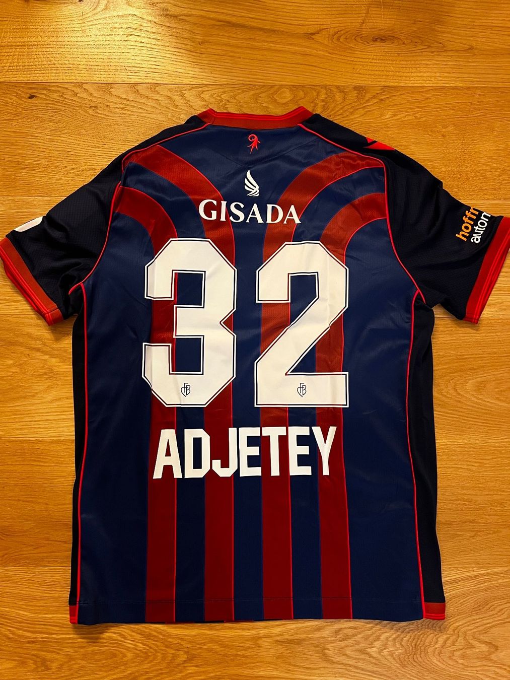 FC Basel Canottiere & Pantaloni: FC Basel Trikot Macron XL Adjetey 32 – Usato da Reinach BL venduto da Roger.Walliser