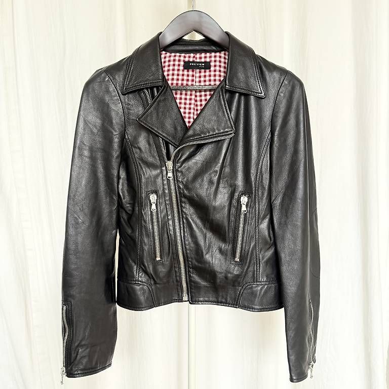 Giacche: Lederjacke Biker Damen schwarz – Usato da Zürich venduto da Dloos
