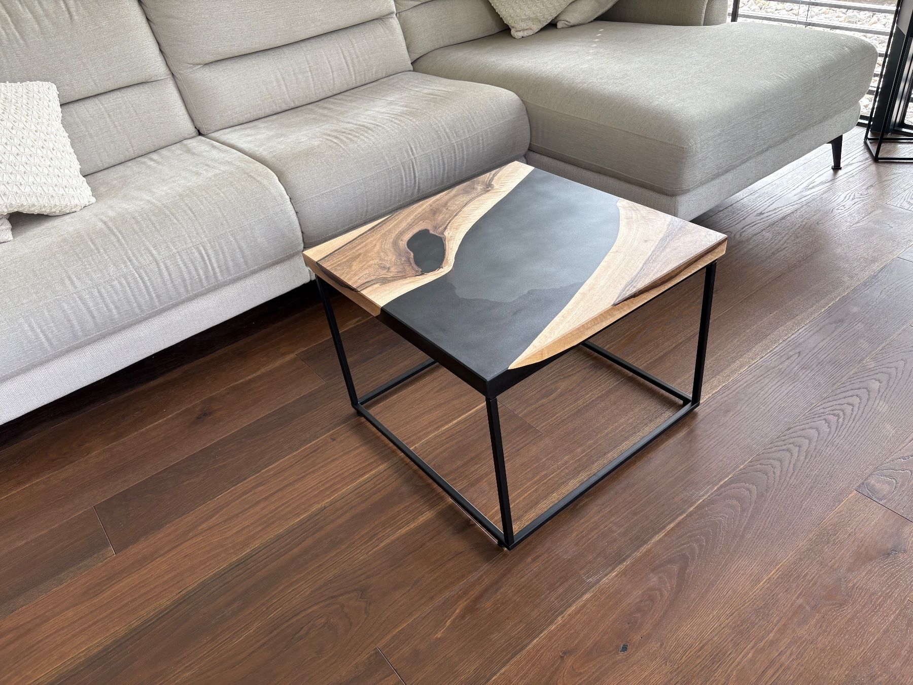 Tavoli: Couchtisch / Epoxidharz Tisch / Rivertable / Salontisch – Nuovo (secondo la descrizione) da Grellingen venduto da fablo_design 6