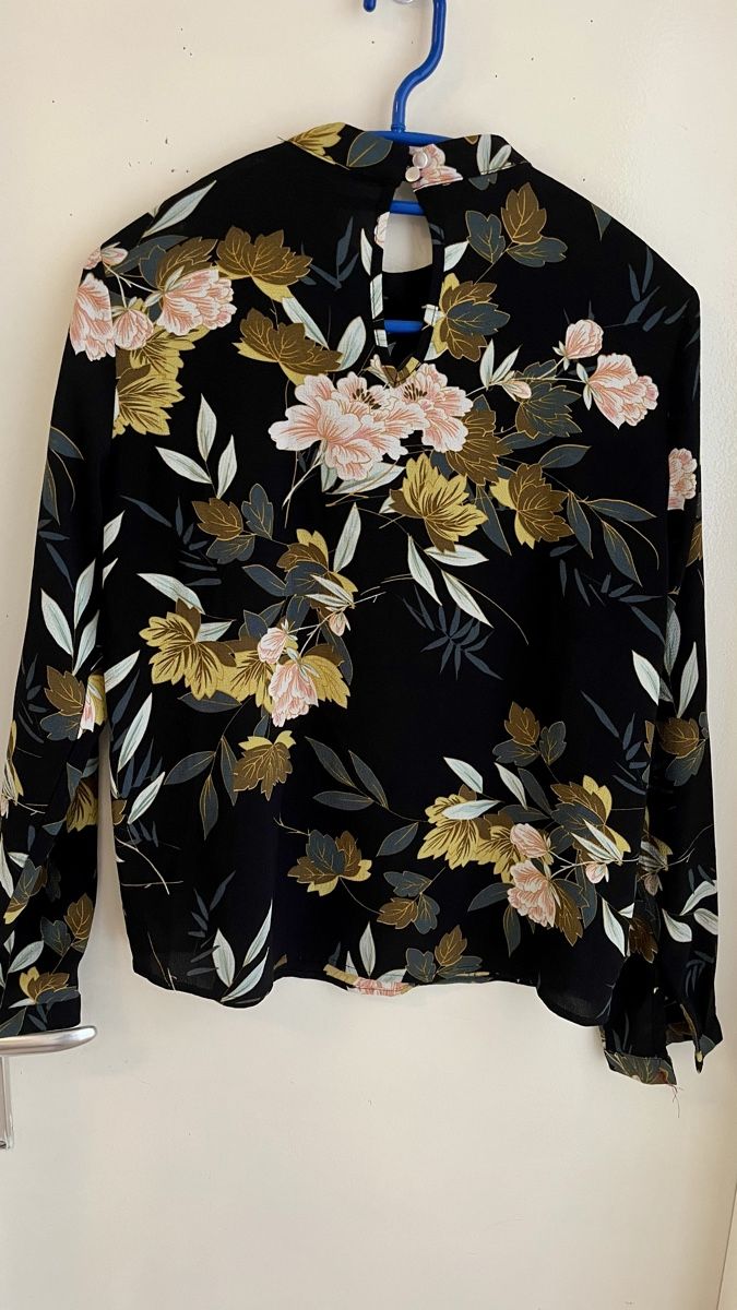 Only Blusen: ONLY Bluse, Grösse 36, Herbst Look, neuwertig! – Gebraucht aus Schübelbach von lan_2rdc 1