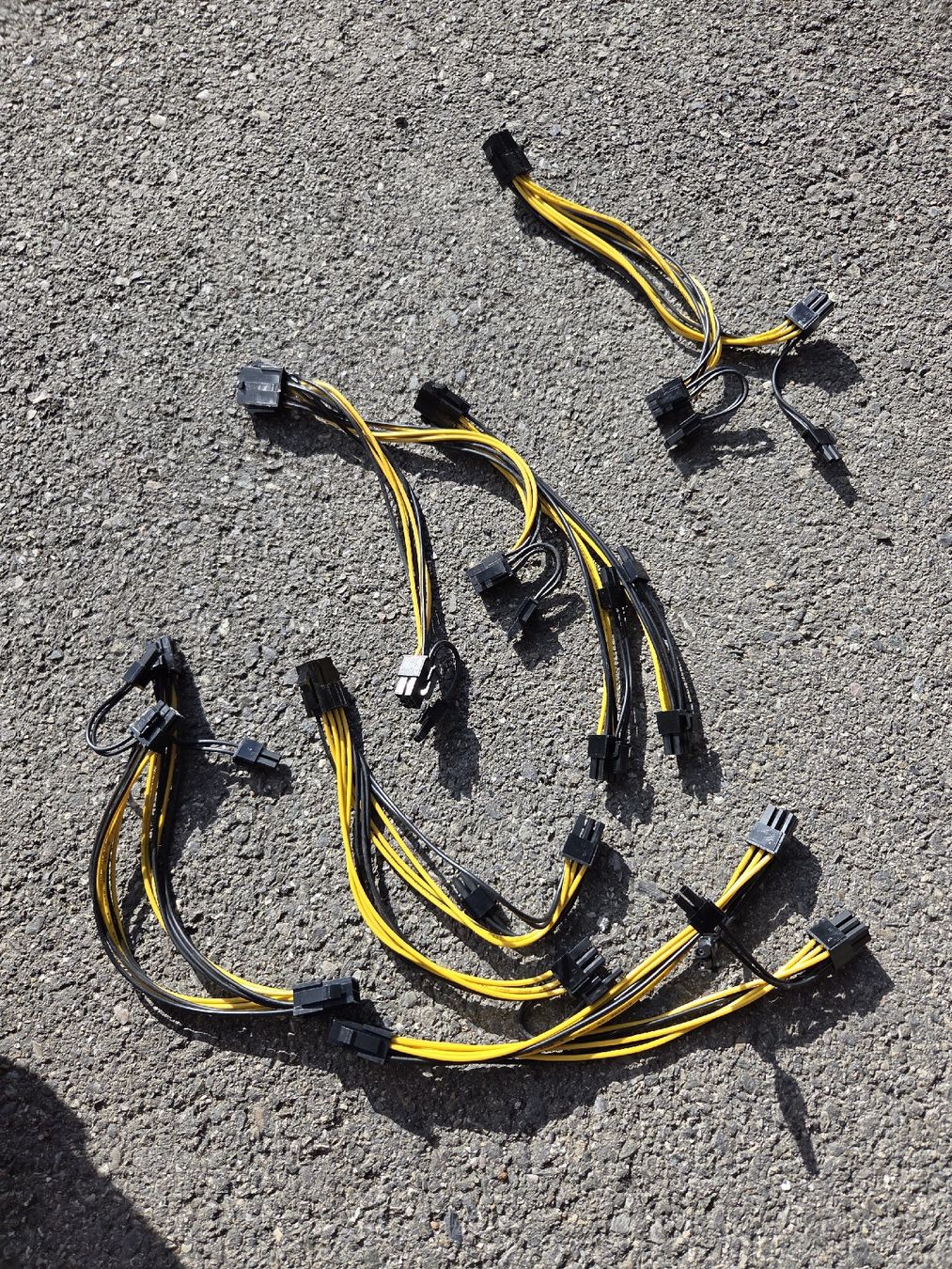 Cavi: kabel für mining rigs – Usato da Zufikon venduto da taneleiskop 2