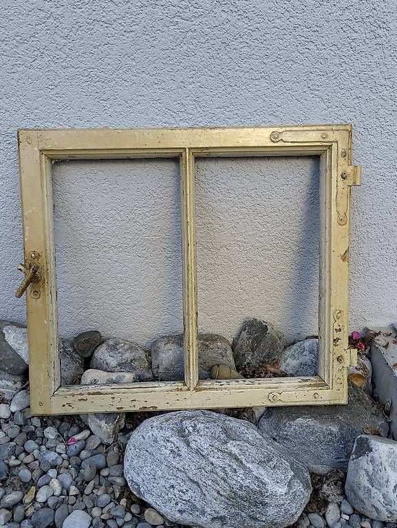 Fenêtres: 5 antike Fenster zu verkaufen – D'occasion à Wiezikon b.Sirnach par MaKe58 1