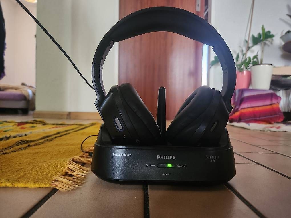 Philips Cuffie: Philips SHC8575 Kopfhörer – Usato da Basel venduto da mangome