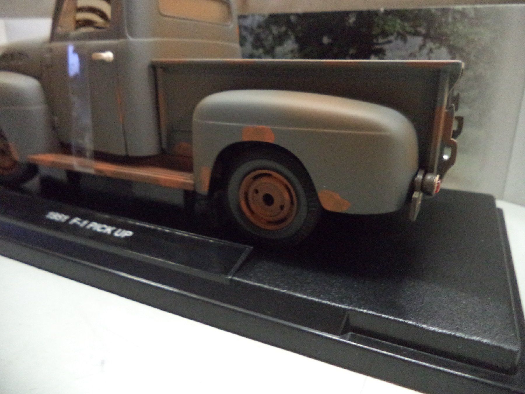 Ford Modellini d'auto: Forrest Gump GREENLIGHT limited Edition – Nuovo e nell'imballaggio originale da Rieden AG venduto da Wirth03 2