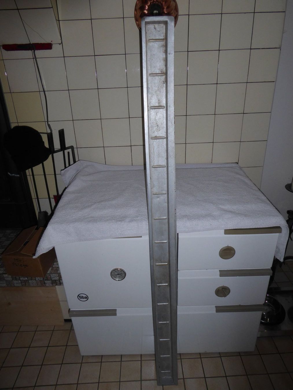 Timbres & points: Ablage Schale – Défectueux à Ennetbühl par VPHS