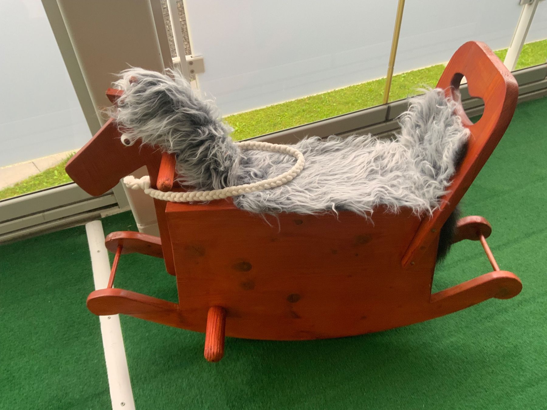 Jouets: Schaukelpferd – D'occasion à Schübelbach par Hecht11.