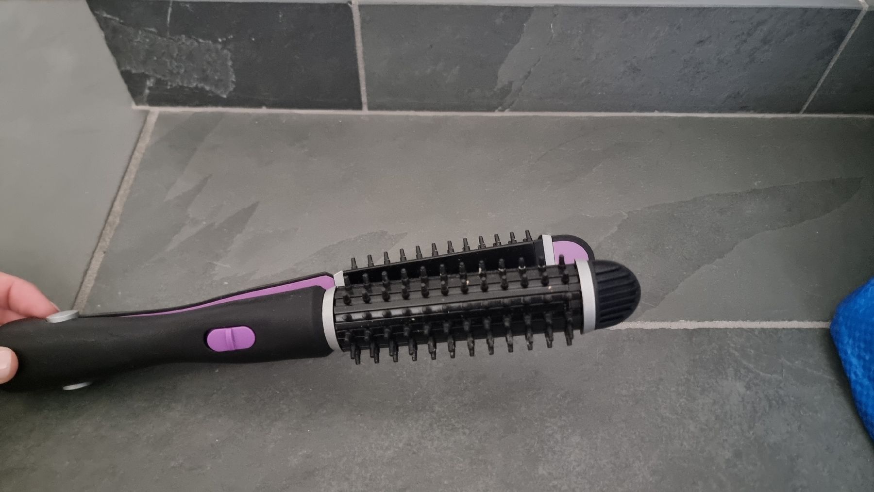 Accessori per capelli: piastra per capelli – Usato da Canobbio venduto da mei_9rt5 1