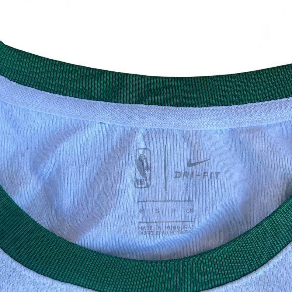 Nike Canottiere & Pantaloni: Boston Kyrie Irving Trikot  – Usato da Riehen venduto da RESTREET 3