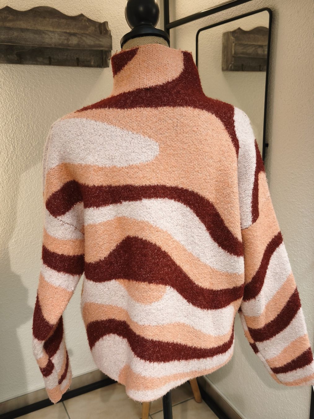 Zara Maglioni & Felpe: Damen Pullover Zara gestreift mehrfarbig Grösse S – Usato da Emmetten venduto da SecondhandSiska 2